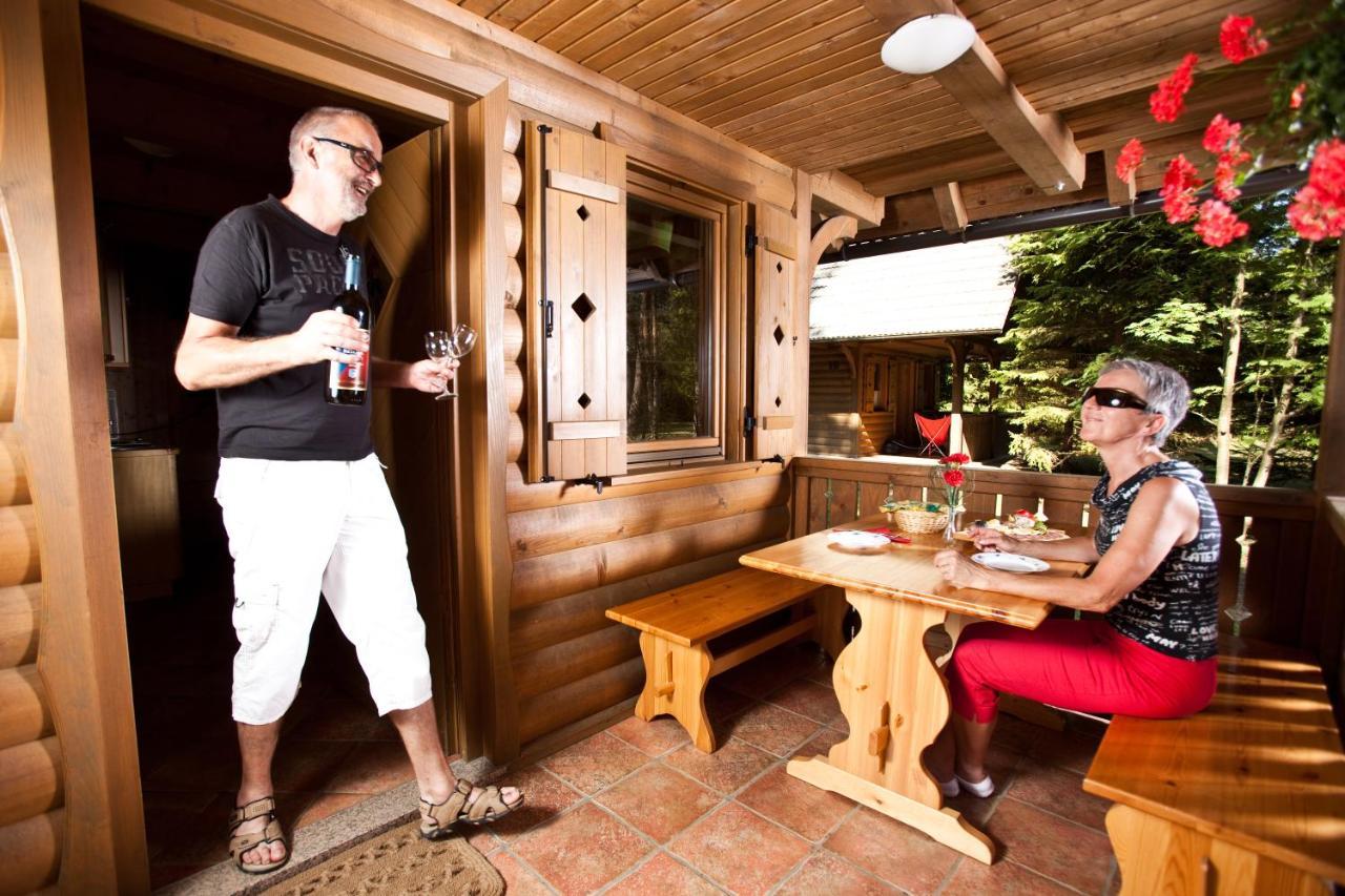 Bungalovi Camping Sobec Hotel Lesce  Buitenkant foto